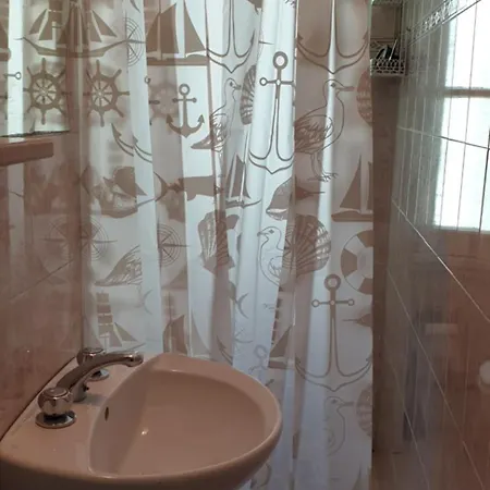 Con Vista E Balcone Metroa منزل للإقامة