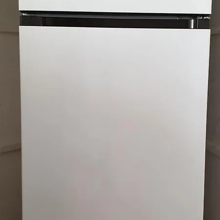 Con Vista E Balcone Metroa منزل للإقامة *