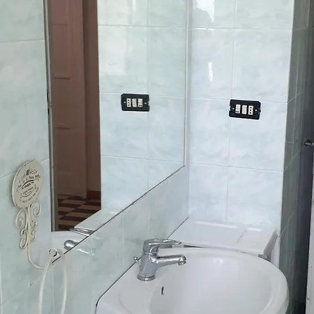 Con Vista E Balcone Metroa منزل للإقامة